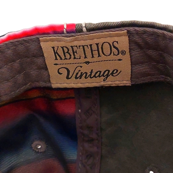 Unique cap - Picture 3 of 4